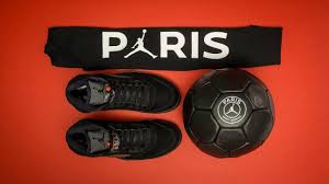 The deal, worth around €67m a year, was extended until 2022 in january 2021. Unboxing Limited Edition Air Jordan X Paris Saint Germain Media Kit Youtube