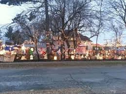 The Unger House At Christmas Christmas Light Displays Light Display Royal Oak