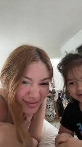 Lisa Larranaga's Instagram, Twitter & Facebook