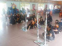 Pada 05.01.2016, smk elopura telah menerima kunjungan ym datu jamigul datu salin selaku ketua sektor, sektor pembangunan kemanusiaan jabatan pendidikan negeri sabah, en zaini ketua sektor pengurusan sekolah serta tn hj sharif mahada sharif attar, pegawai. Sekolah Seni Malaysia Sabah Foto Album1