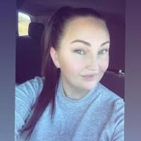 400+ perfiles de «Taryn»