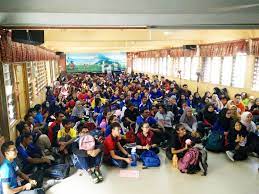 Kolej tingkatan 6 sri istana. Befrienderskl 03 76272929 24hours On Twitter Sesi Pengurusan Stres Bersama Pelajar Kolej Tingkatan Enam Sri Istana Kesihatanmental