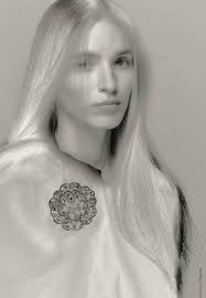 해외화보]My Darling, My Goddess| Paula Backman & Ilva Hetmann by Simon Procter  for Stiletto Winter 2011! : 네이버 블로그