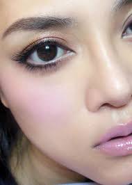 Pin By Leilia Gray On Make Up Asian Eye Makeup Asian Makeup Asian Makeup Looks