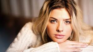 El Nuevo Look De Nicole Neumann Da O No Da En Tn Famosos Tn Com Ar Eugenia Suarez Nuevo Look Pelo Rubio