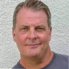 Sean Bolding's Instagram, Twitter & Facebook