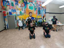 We strive to meet the most basic needs of hungry, homeless and vulnerable people in our community while offering a clear path to self sufficiency. Chattanooga Community Kitchen United Way S Volunteer Center