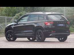 Umgeben sie sich mit features, die jede fahrt zu so vergnüglich und angenehm machen, dass sie ihr auto gar nicht mehr verlassen wollen. Skoda New Karoq Sportline 2020 In 4k Quartz Grey 18 Inch Mytikas