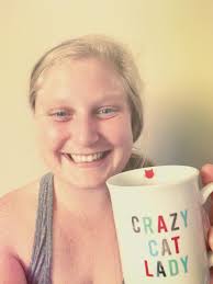 Hiyyyaa! I'm Kat, I'm 32 and live in East London. I love most sports⚽️. I'm  passionate about the arts. I like nothing more than escaping to the peace  of the great outdoors (