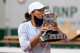 I'm so happy and i'm so glad that my family was here, she said after. Poland Garros 5 Things On French Open Champion Iga Swiatek Sport