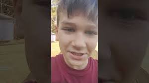 Look at my thumb by Brayden Morris featuring Little die