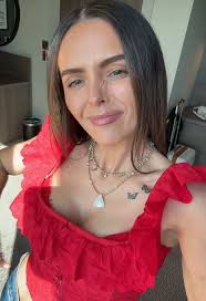 Stefani Watson Glasgow Dog