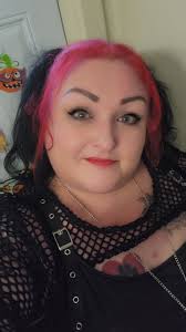 I'm happy to say that I've officially made it to 5 years of daily piping  practice as of today! 💕 Blake Ritter joins me here in playing "The Merry  Sisters of Fate"