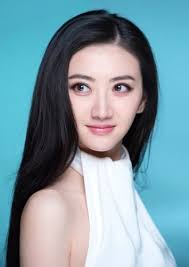 I've always had the impression that kitana is supposed to appear to be in her late teens to early twenties. Fan Casting Jing Tian As Kitana In Mortal Kombat 11 On Mycast
