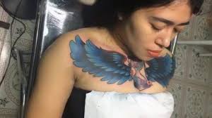 Check spelling or type a new query. Yang Paling Bikin Melongo Tato Keren Yang Paling Dahsyat Di Dada Seorang Wanita Gambar Tato Sayap Youtube