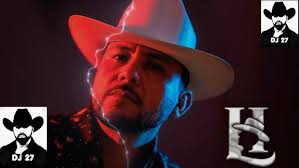 UN DIA MAS UNA DIA MENOS ♧ EL MENTADO LINO HERNÁNDEZ CON BANDA