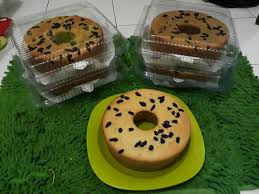 Saya sering terjebak dengan tumpukan pisang. Raisin Banana Cake By Linur Prasetyo Directenak Com