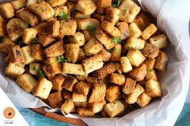 Croutons Maison Facile Rapide Et Economique Croutons Maison Croutons Plats Cuisines