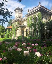 Dkf On Instagram Wednesday Villaerba Cernobbio Lakecomo Inspiration Compliments Of Villaerbaoffic In 2020 Countryside House Italian Cottage French Countryside