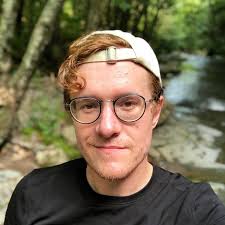 Brian Mummert (Baritone, Conductor)