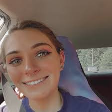 Savannah Roberson's Instagram, Twitter & Facebook