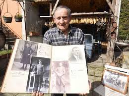 Iis italo calvino 30 km. Luigi Il Collezionista Di Paese Rivolta D Adda In 11 Mila Foto Corriere It