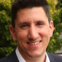 Daniel Callas's Instagram, Twitter & Facebook