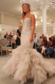 I wanted to talk to samantha to find out what life is like when your dreams start to come true. 31eb210da78437d9dbeb59472cd8bce7 Randy Fenoli Wedding Dress Say Yes To The Dress Kleinfeld Jpg Wedding Dresses A Line Wedding Dress