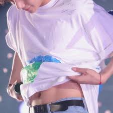 His dark eyes spoke a lot while roaming her body ditching their shame. Rokopis Predvidevanje Mehanski Kim Taehyung Body Europetrip24 Com
