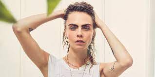 Cara delevingne is getting candid about plastic surgery. Raup Rp 800 Juta Per Hari Cara Delevingne Sabet Gelar Model Inggris Termahal Di 2020 Diadona Id