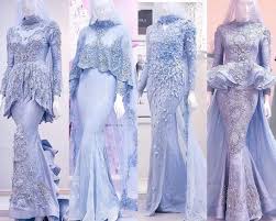 Kali ini, penampilan songket yang digayakan oleh pengantin merupakan baju kurung songket emerald green dan diserikan lagi dengan manik bercorak. Pin On Wedding Gown Guide