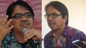 Postingan status ade armando soal azan itu muncul pasca kasus puisi sukmawati soekarnoputri. Berani Samakan Wajah Anies Baswedan Dengan Joker Siapa Ade Armando Jejak Karirnya Tak Sembarangan Tribunnewsmaker Com