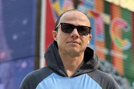 Notitarde: eric-amaro-la-luchadora-arag