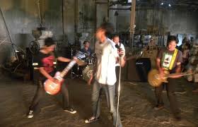 Download lagu selakaran dapat kamu download secara gratis di mp3gratis.club. Selakaran By Baok Batur Lombok Reverbnation