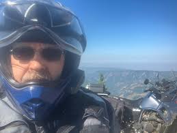 Cruiser bike ride through southern Oregon mountains