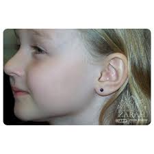 Safe Piercing By Zarah On Instagram Minor Lobe Piercing With 5 32 Anodized Balls From Neometaljewelry Bodypiercingby Lobe Piercing Piercing Ear Piercings