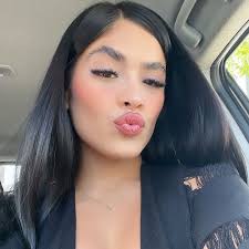 Valery Osuna (@valeryosunav)