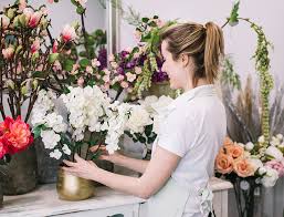 Arredare casa con i fiori si può, anzi, è fondamentale per dare un tocco di originalità, freschezza ed eleganza. Arredare Casa Con Fiori E Piante