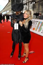 get quote call now get directions. Brit Awards 2021 Sheridan Smith Poses With Rag N Bone Man On The Red Carpet Latest Celebrity News