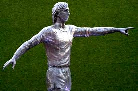 Barcelona unveil Johan Cruyff statue at the Camp Nou - Barca ...