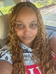 Traci Benson (@tracitravels_) • Instagram photos and videos