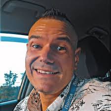 Christopher Babin's Instagram, Twitter & Facebook