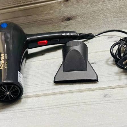 💨 BLOWER NOVA PROFESIONAL Seca, da volumen y deja tu cabello como recién  salido del salón desde tu casa. ✨ Beneficios ✓ Secado rápido ✓ Potente  flujo de aire ✓ Ligero y
