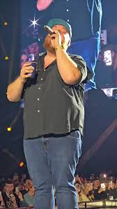 Luke Combs Milwaukee Concert 2024