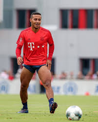 Psg took the lead, but took the turn of nantes and ended up defeated by 2 to 1, yesterday (14), at. Transfer News Live On Twitter Psg Have Submitted A 30m Offer To Bayern Munich For Liverpool Target Thiago Alcantara Negotiations Are Now Underway Between The Different Parties Source Le10 Sport Https T Co Gswwgucnz9