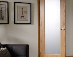 Pour une illumination optimisée, pourquoi ne pas vous laisser tenter par une porte d'entrée vitrée en pvc, bois ou aluminium ? Prix D Une Porte Interieur Vitree Budget Maison Com