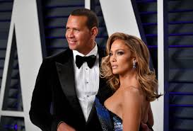 Jennifer and alex were last seen together at president biden's inauguration on jan. Experts What Jennifer Lopez Alex Rodriguez Engagement Ring Is Worth