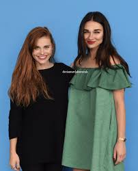 Holland roden biography holland roden is best known as actress who has an estimated net worth of $4 million. Holland Roden Crystal Reed Manip By Alexvocals On Deviantart