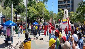 Los manifestantes recorrerán las principales vías céntricas en dirección a la comuna del. Ghpsj4pj4oiwxm
