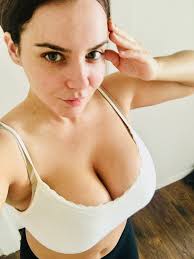 TW Pornstars - 2 pic. Natasha Nice 🇫🇷🇨🇺🇺🇸. Twitter. Just posted 20  sexy mirror selfies on !! Subscribe to see. 7:03 PM - 9 Feb 2018